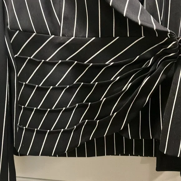 New Armani Collection black pinstripe blazer size 10 - Picture 4 of 12